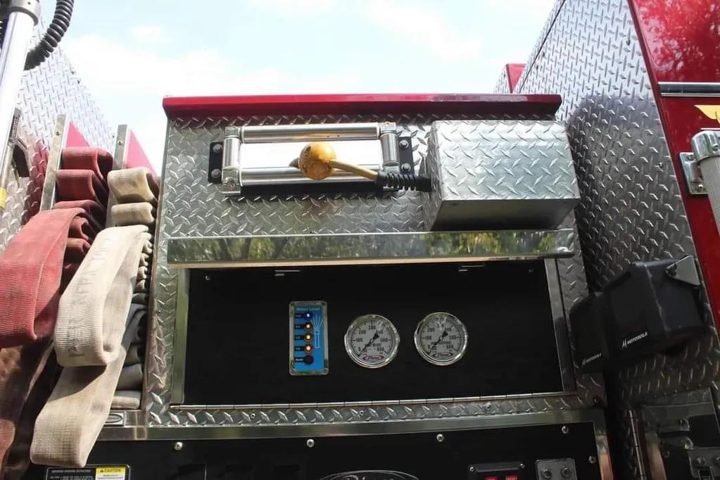 2003 PIERCE LANCE 1500/750 RESCUE ENGINE - image 12