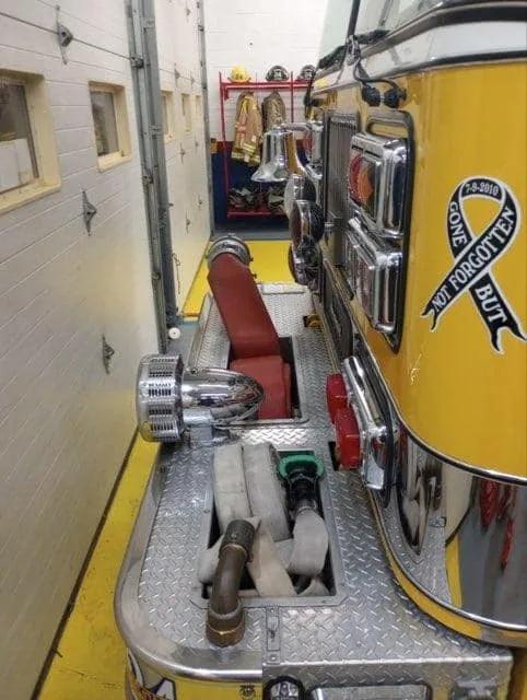 1998 SEAGRAVE PUMPER 2000/750/50/150 - image 8