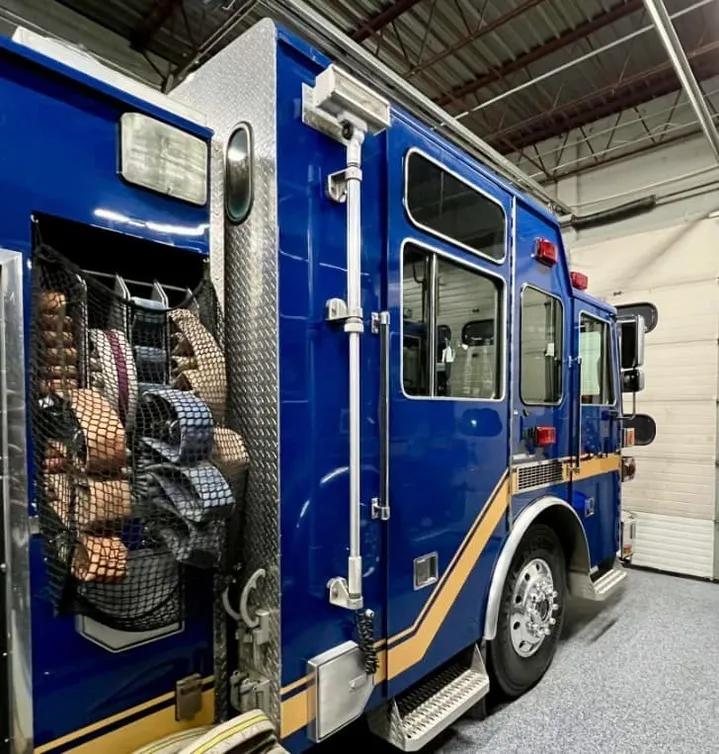 2001 SUTPHEN HEAVY DUTY RESCUE PUMPER - image 5