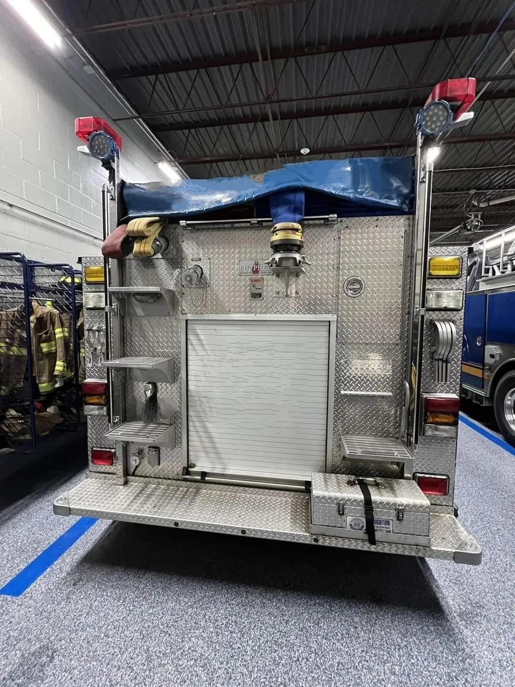 2001 SUTPHEN HEAVY DUTY RESCUE PUMPER - image 24
