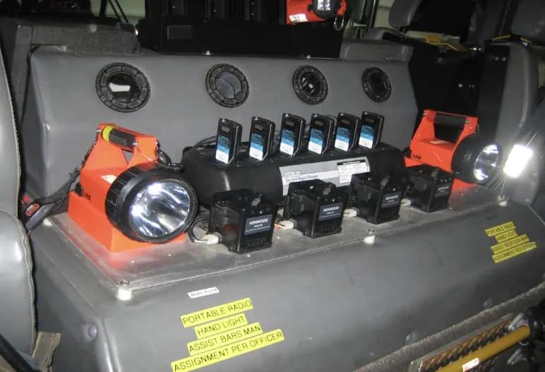 2001 SUTPHEN 75' TOWER 1500/500 - image 19