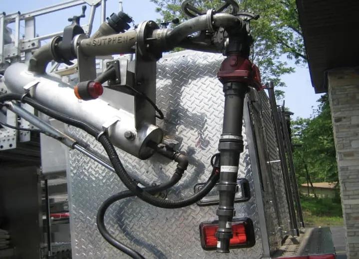 2001 SUTPHEN 75' TOWER 1500/500 - image 25
