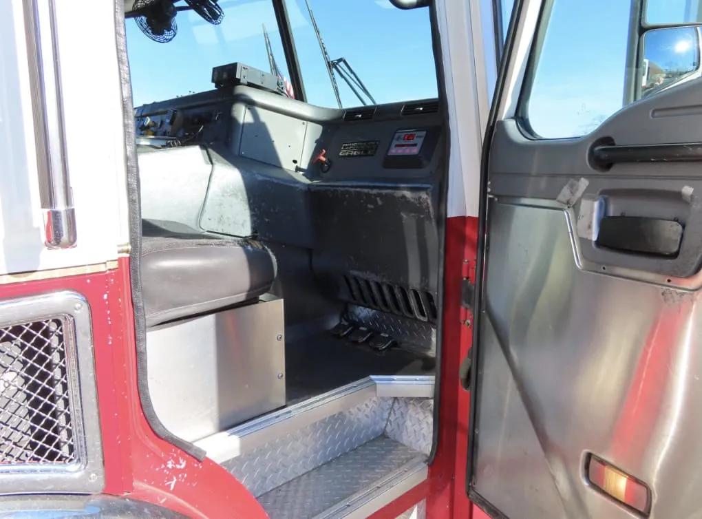 2004 American LaFrance 100' Tower 2000/300 - image 31