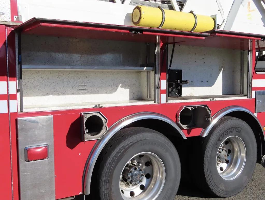 2004 American LaFrance 100' Tower 2000/300 - image 37