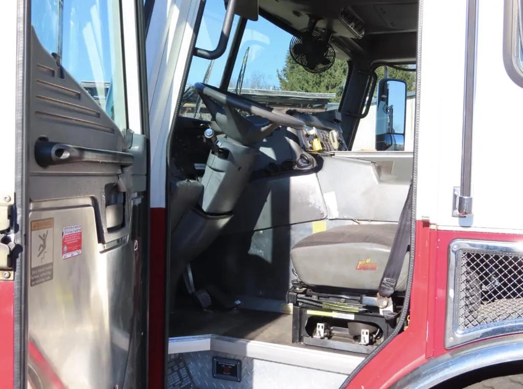 2004 American LaFrance 100' Tower 2000/300 - image 41