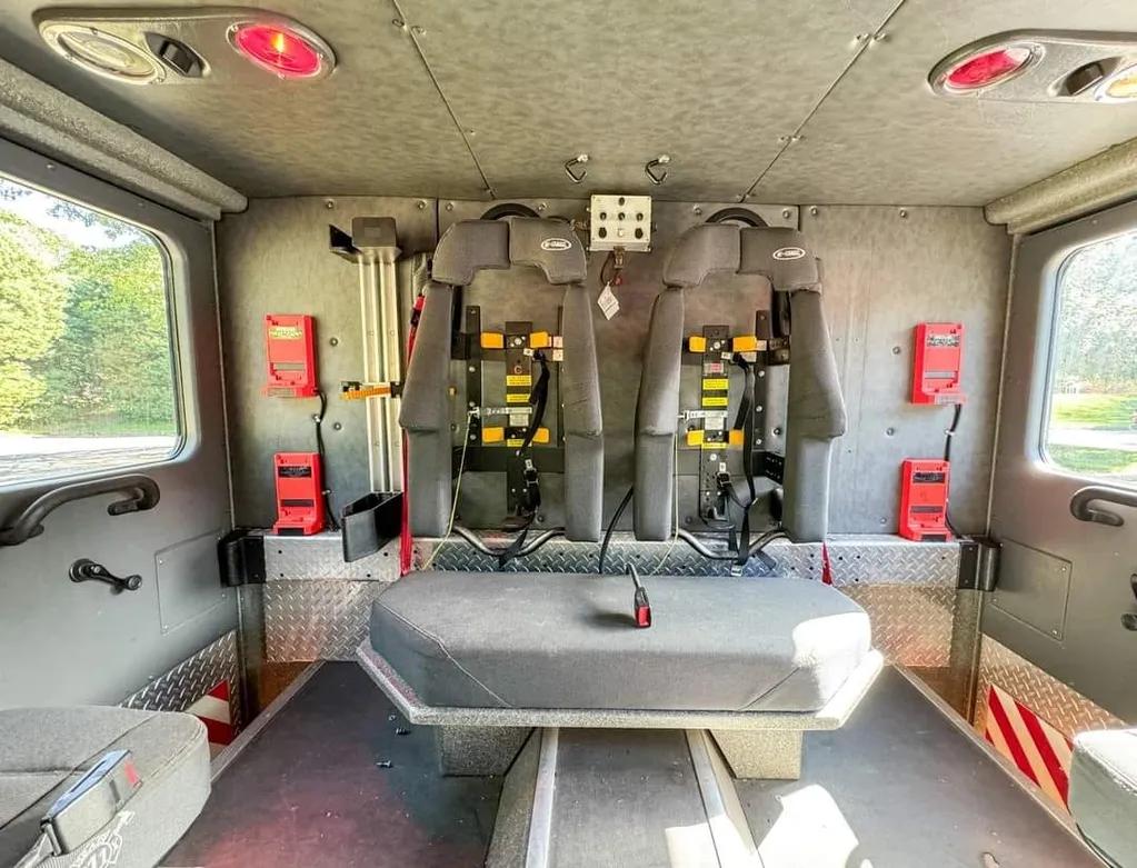 2006 E-One Cyclone II 100FT Bronto Skylift - image 31