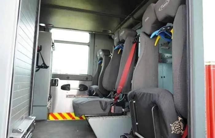 2010 Pierce Velocity 100' Quint 2000/300 - image 14