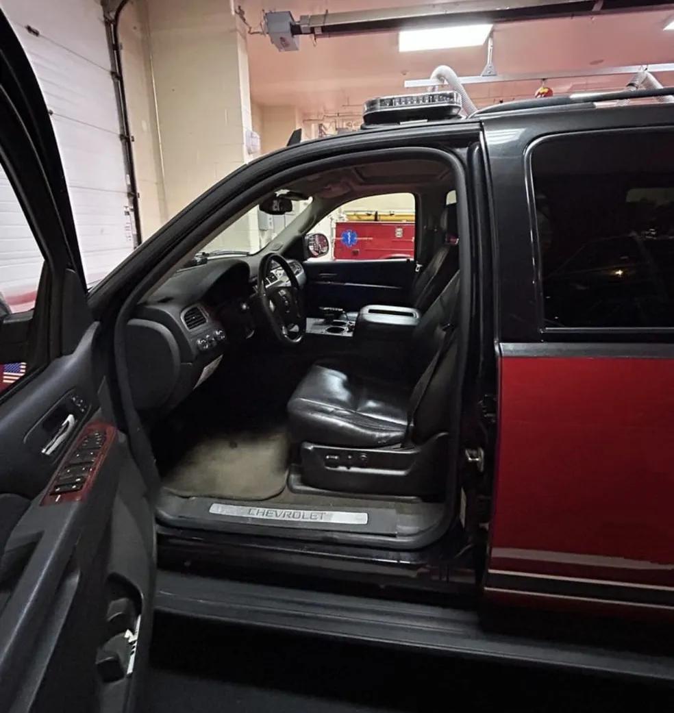 2010 Chevrolet Tahoe Command/EMS Utility - image 14