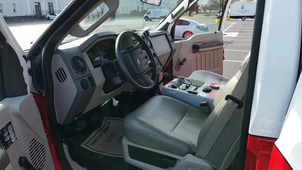 2008 Ford Elite Mini Pumper 500/250 - image 27