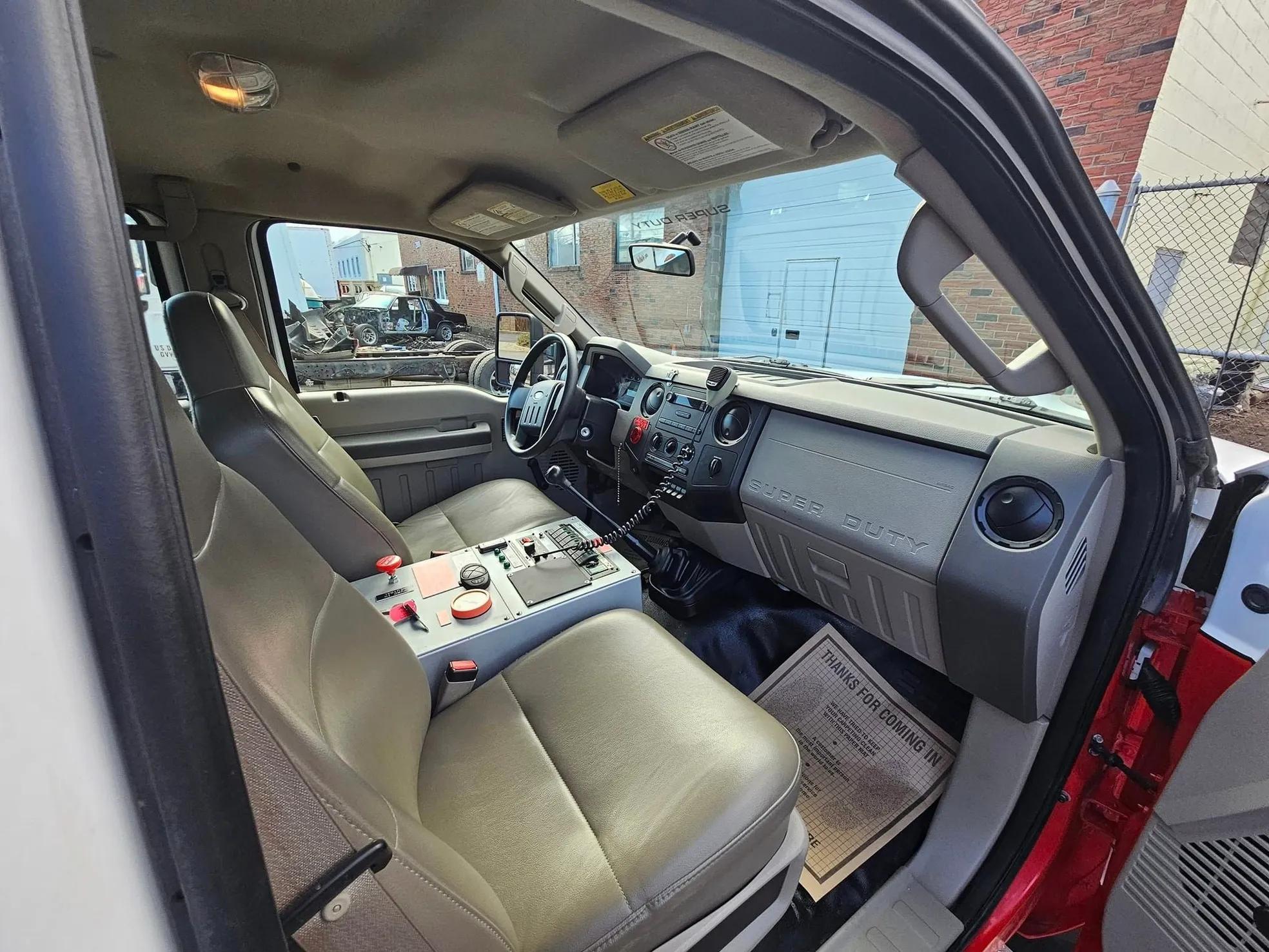2008 Ford Elite Mini Pumper 500/250 - image 32