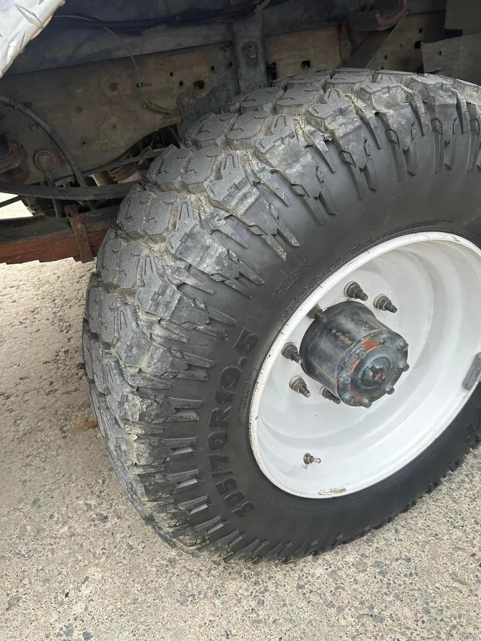 2004 Ford F-450 Brush Truck 700/300 - image 9