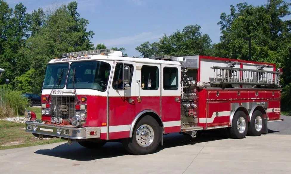 1997 E-One Pumper Tanker 1500/3000