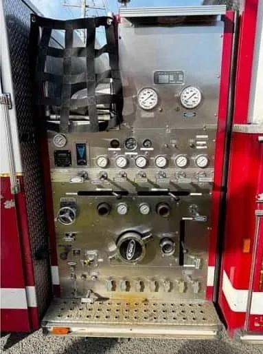 1997 E-One Pumper Tanker 1500/3000 - image 19