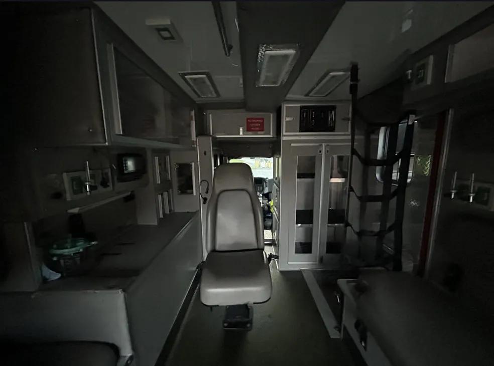 2007 International Type I - image 9