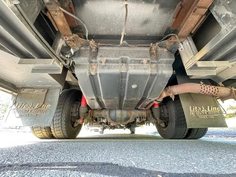 2010 Ford F550 Lifeline Type I - image 10