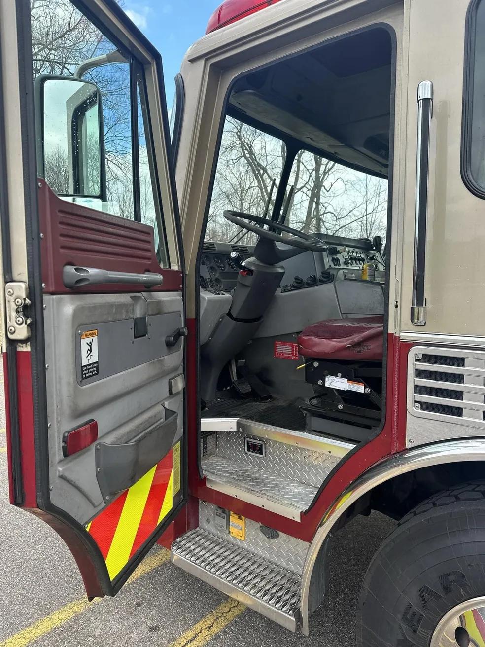 1997 American LaFrance Pumper 1500/750 - image 6
