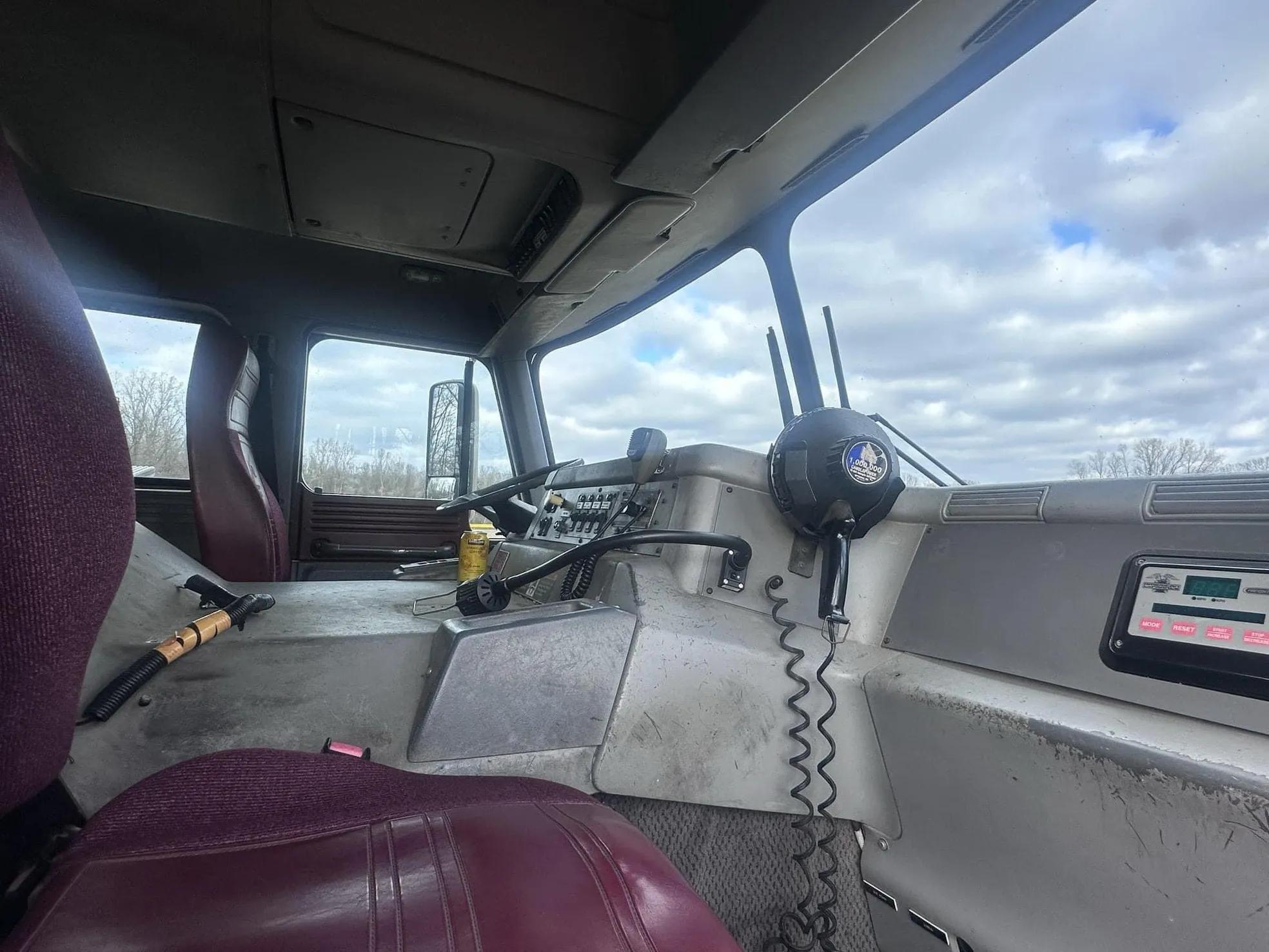 1997 American LaFrance Pumper 1500/750 - image 28
