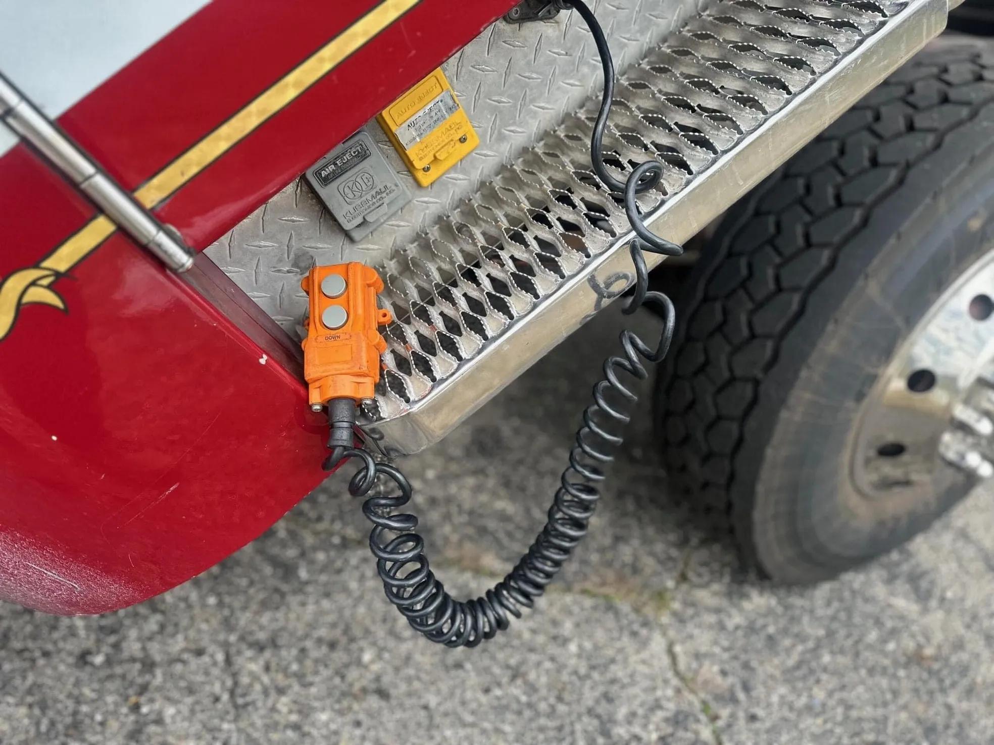 1997 American LaFrance Pumper 1500/750 - image 29