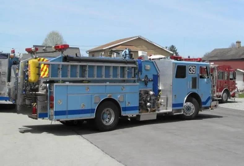 1993 Sutphen Deluge Pumper 1500/750/20/25 - image 5