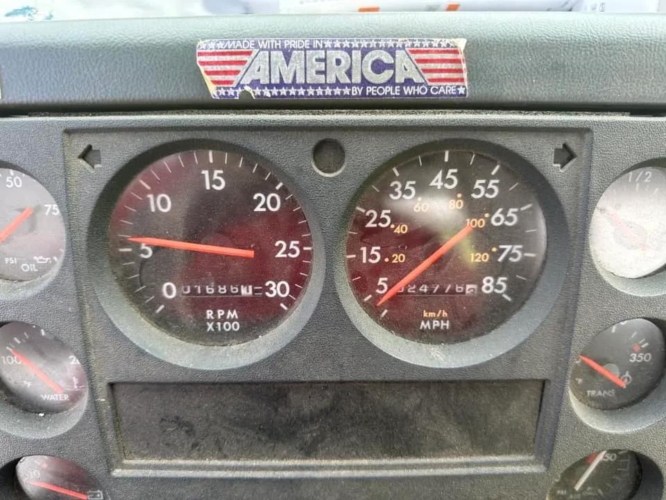 1998 Pierce/Freightliner 1250/1000 Top Mount - image 9
