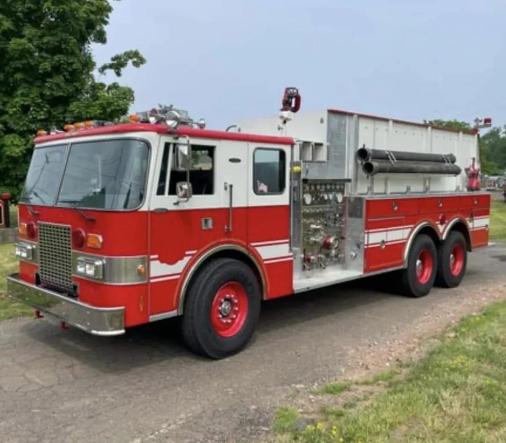 1987 Pierce Tanker 1500/3000 - image 3