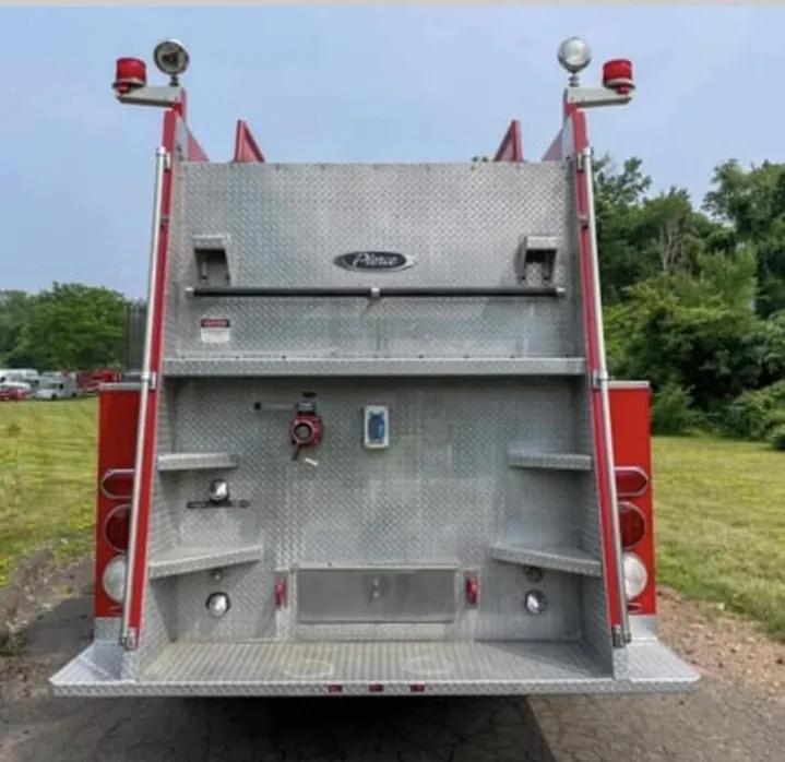 1987 Pierce Tanker 1500/3000 - image 11