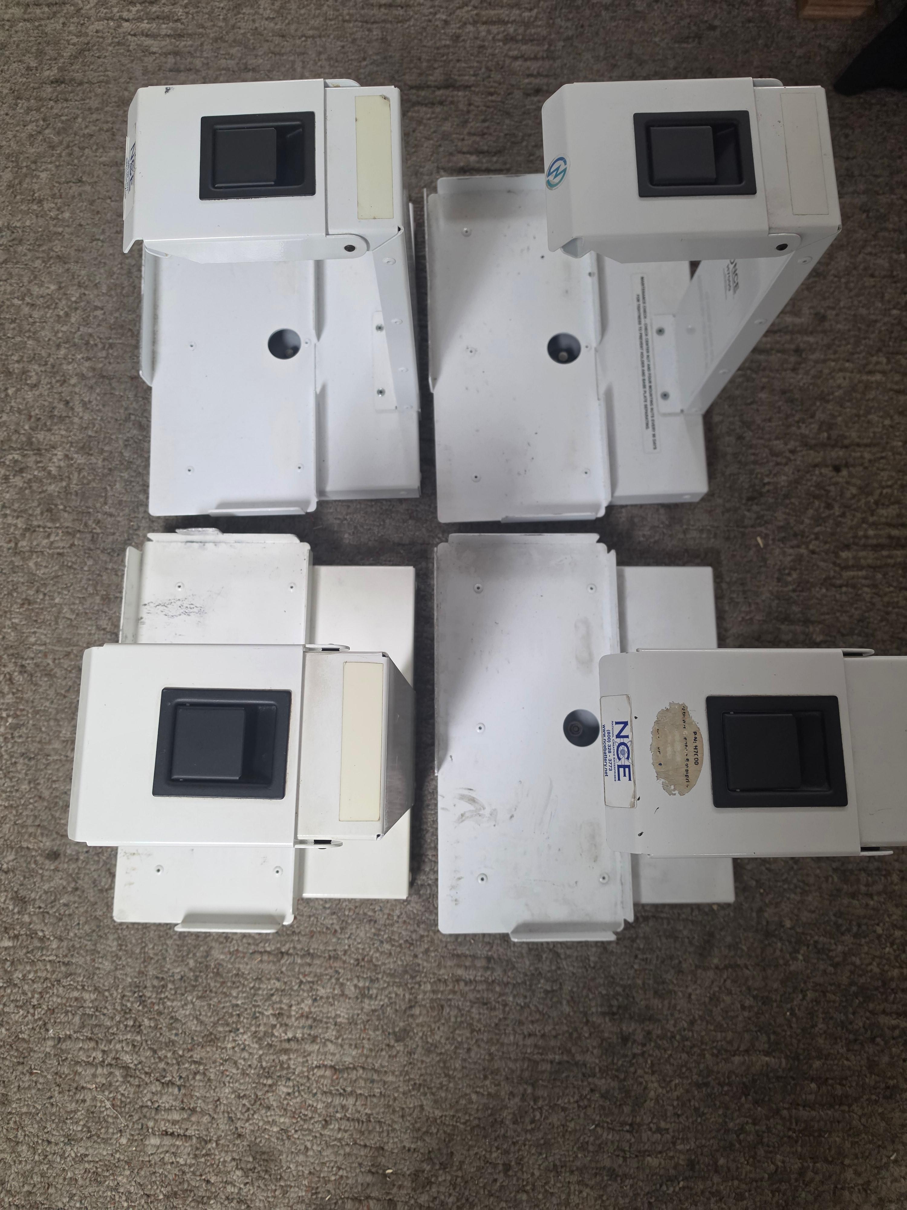 NCE Lifepak mounts - image 5