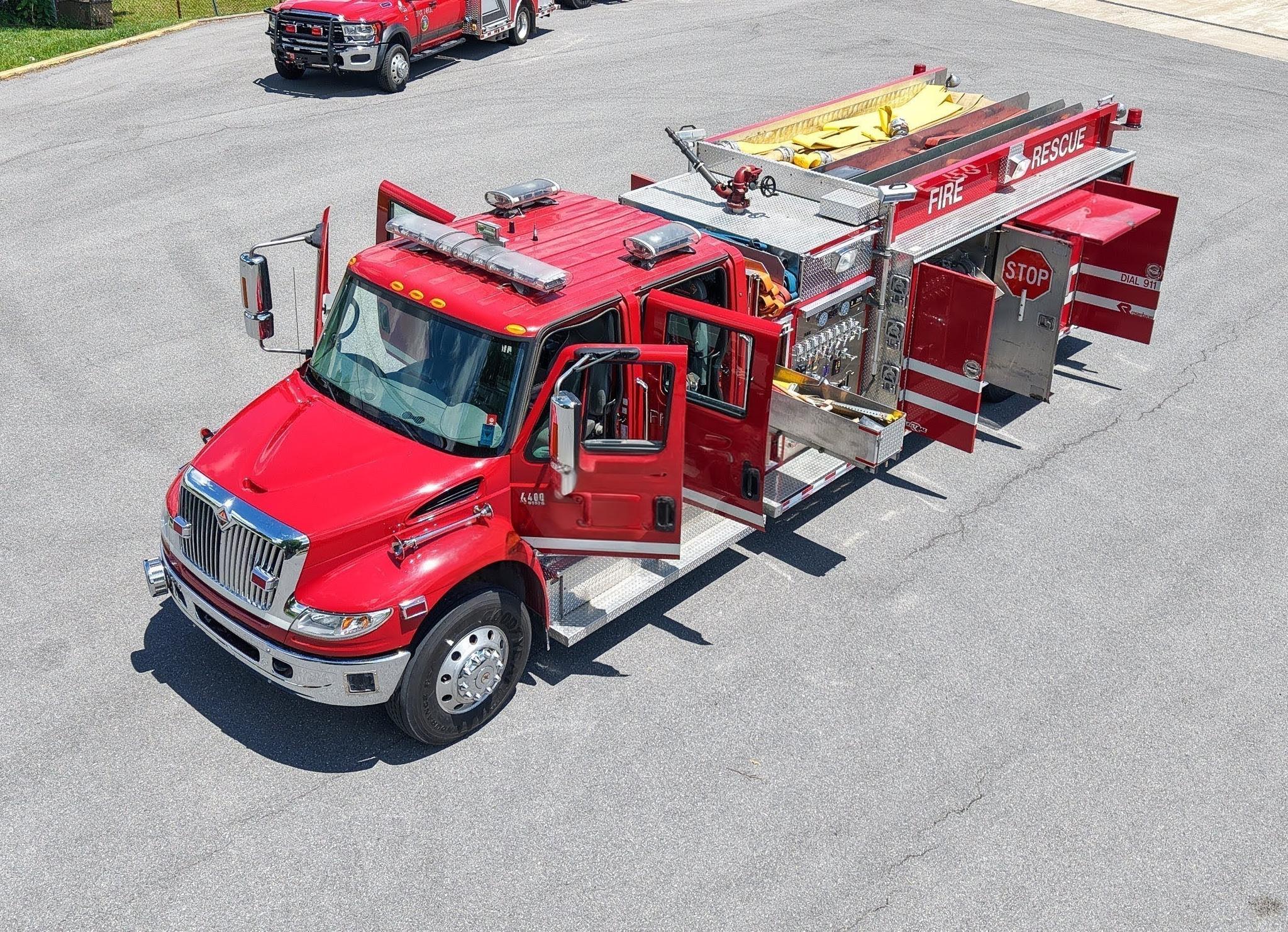 2007 Rosenbauer International Rescue Pumper - image 3