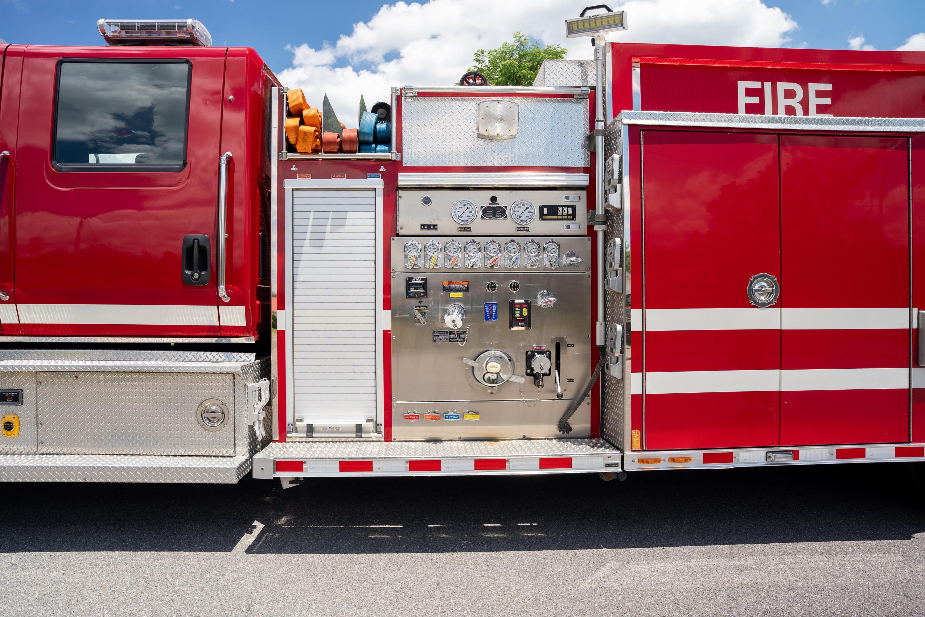 2007 Rosenbauer International Rescue Pumper - image 11