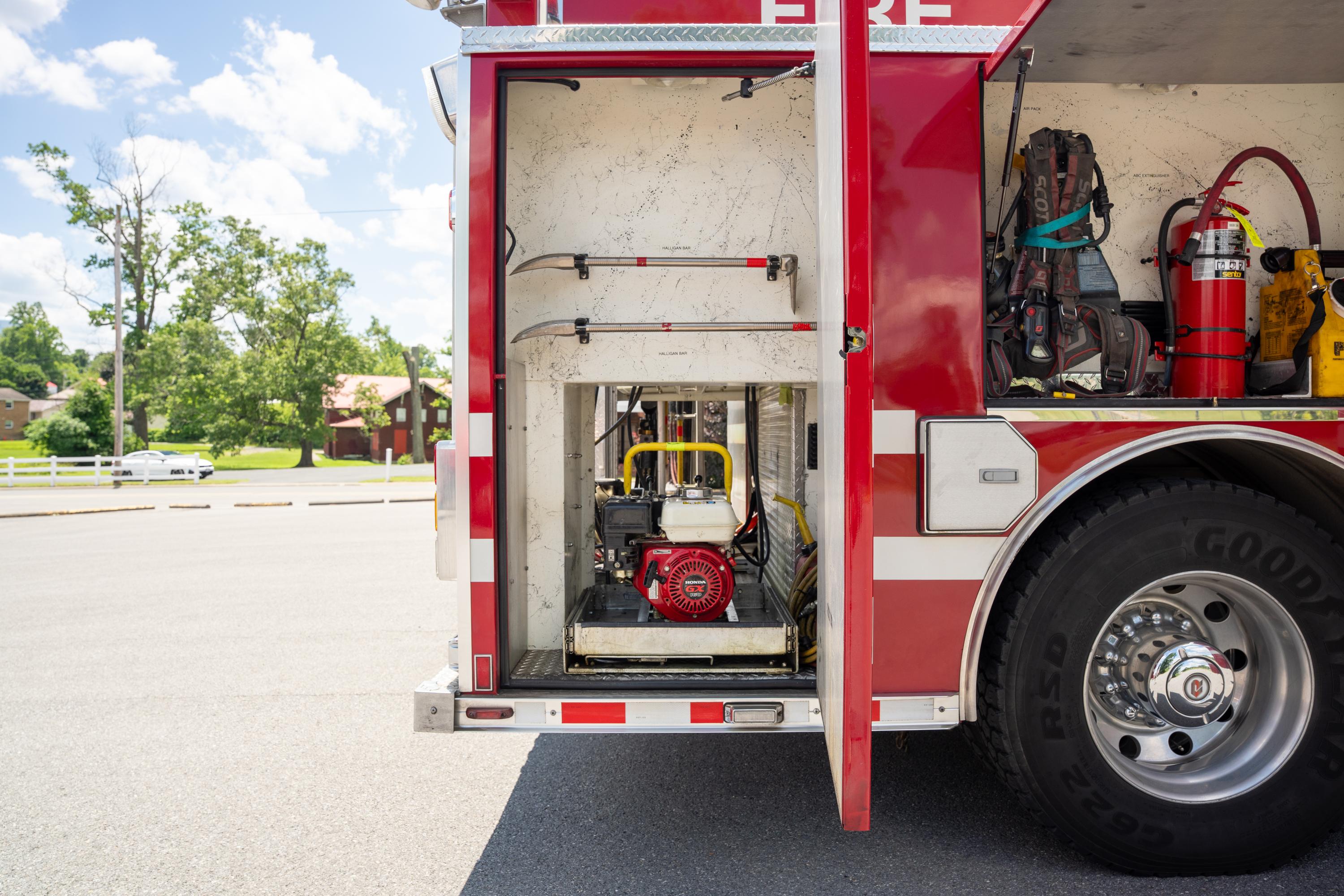 2007 Rosenbauer International Rescue Pumper - image 29