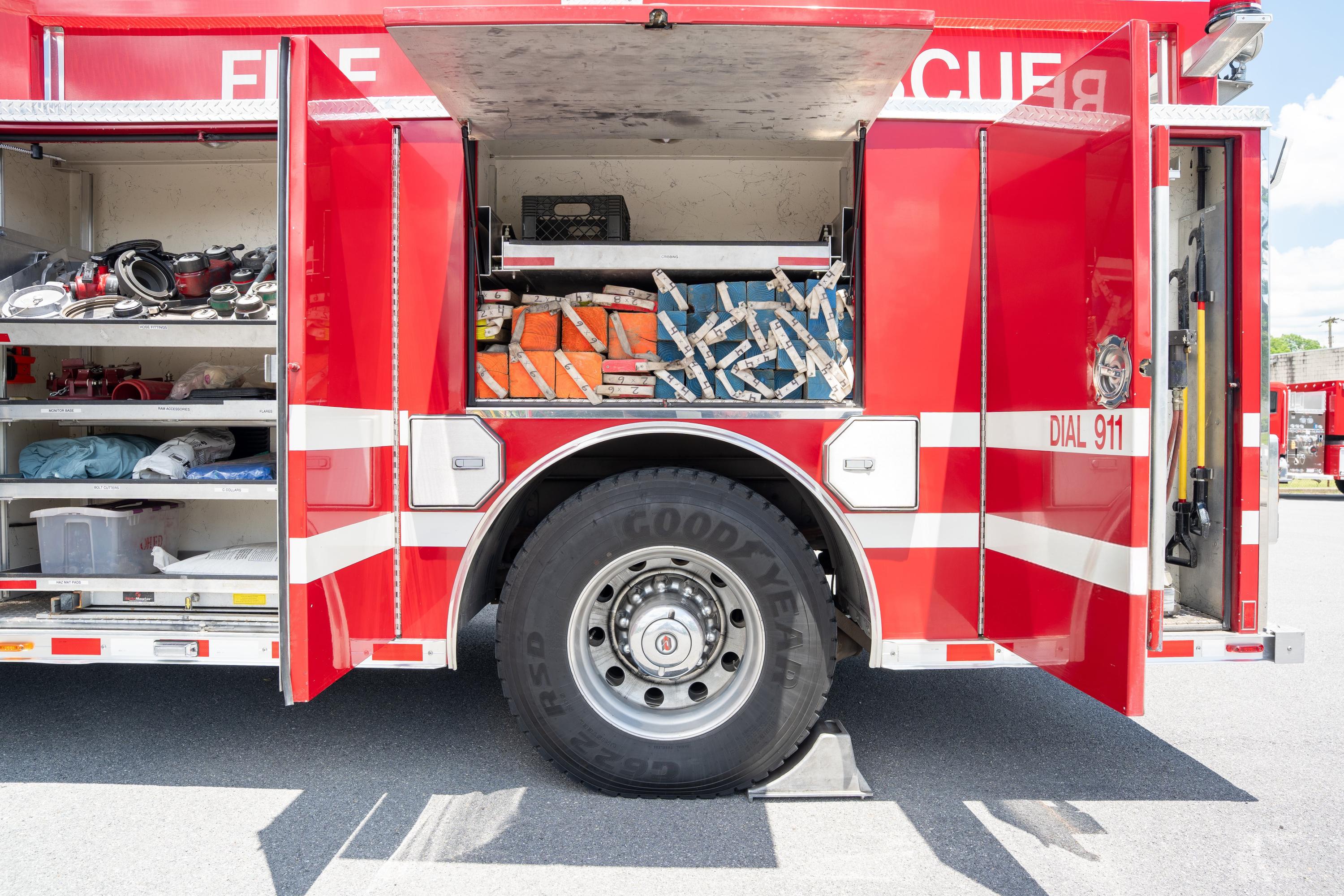 2007 Rosenbauer International Rescue Pumper - image 26