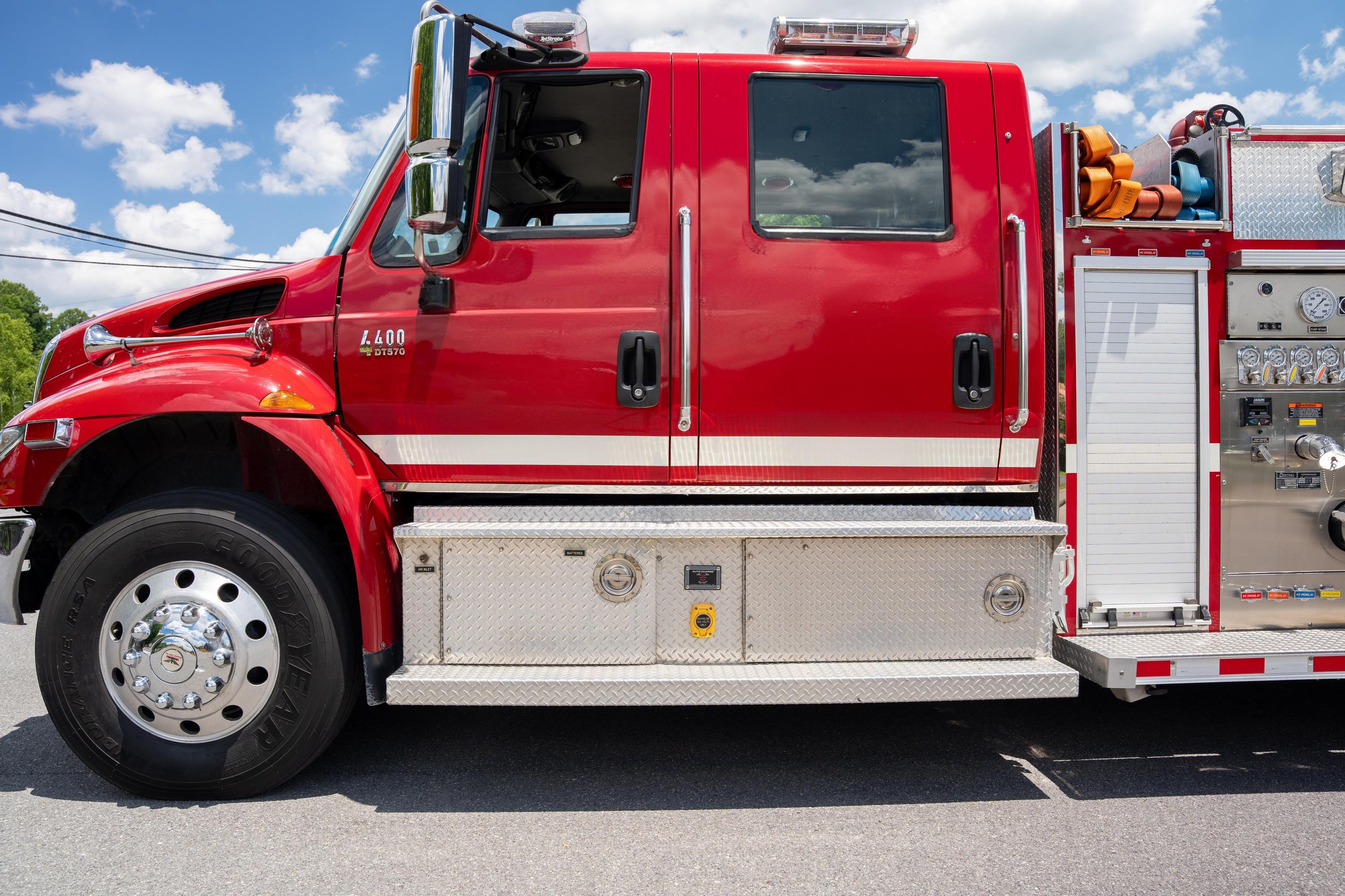 2007 Rosenbauer International Rescue Pumper - image 9