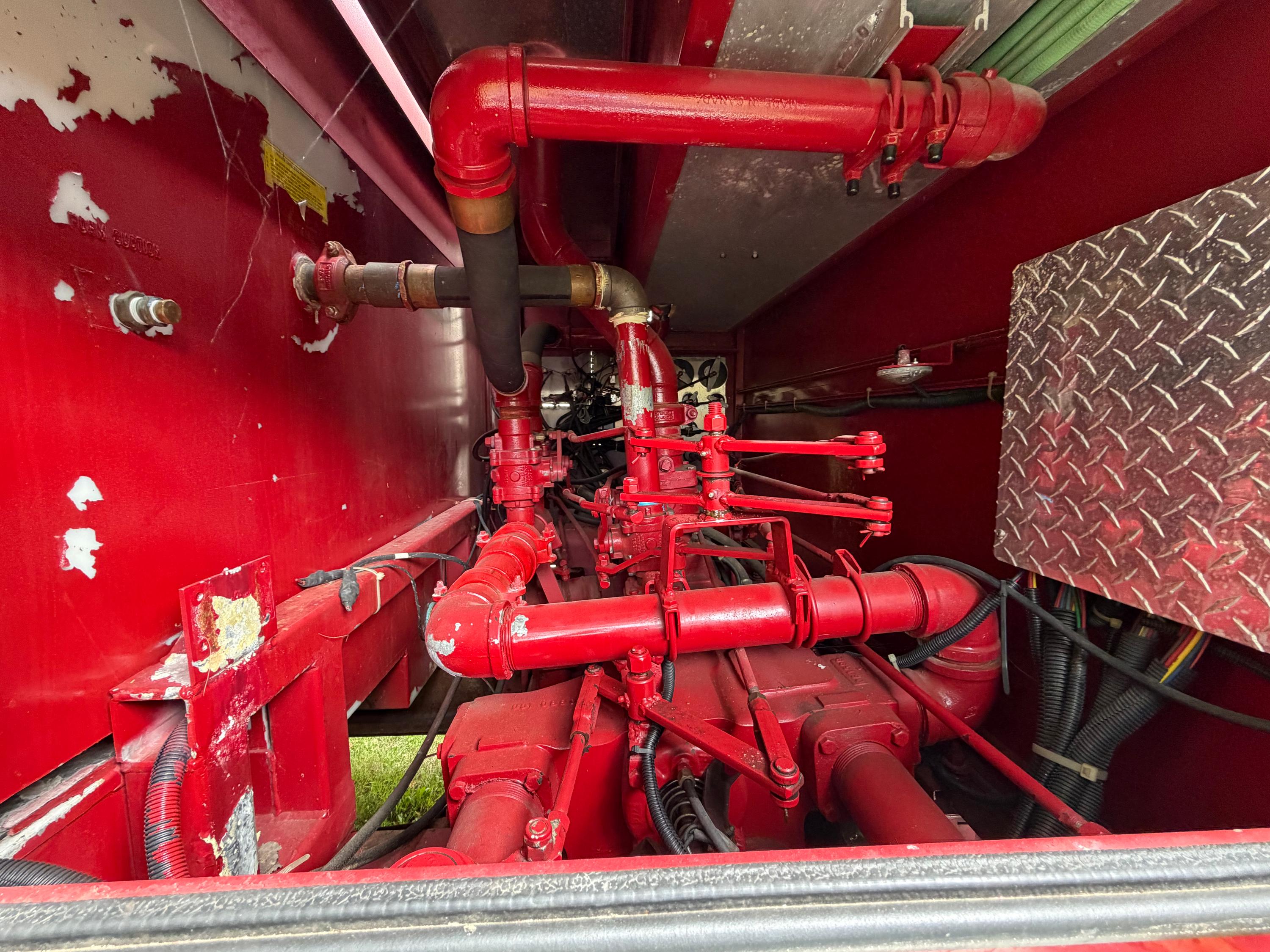 2000 Metalfab GMC Pumper Tanker - image 12