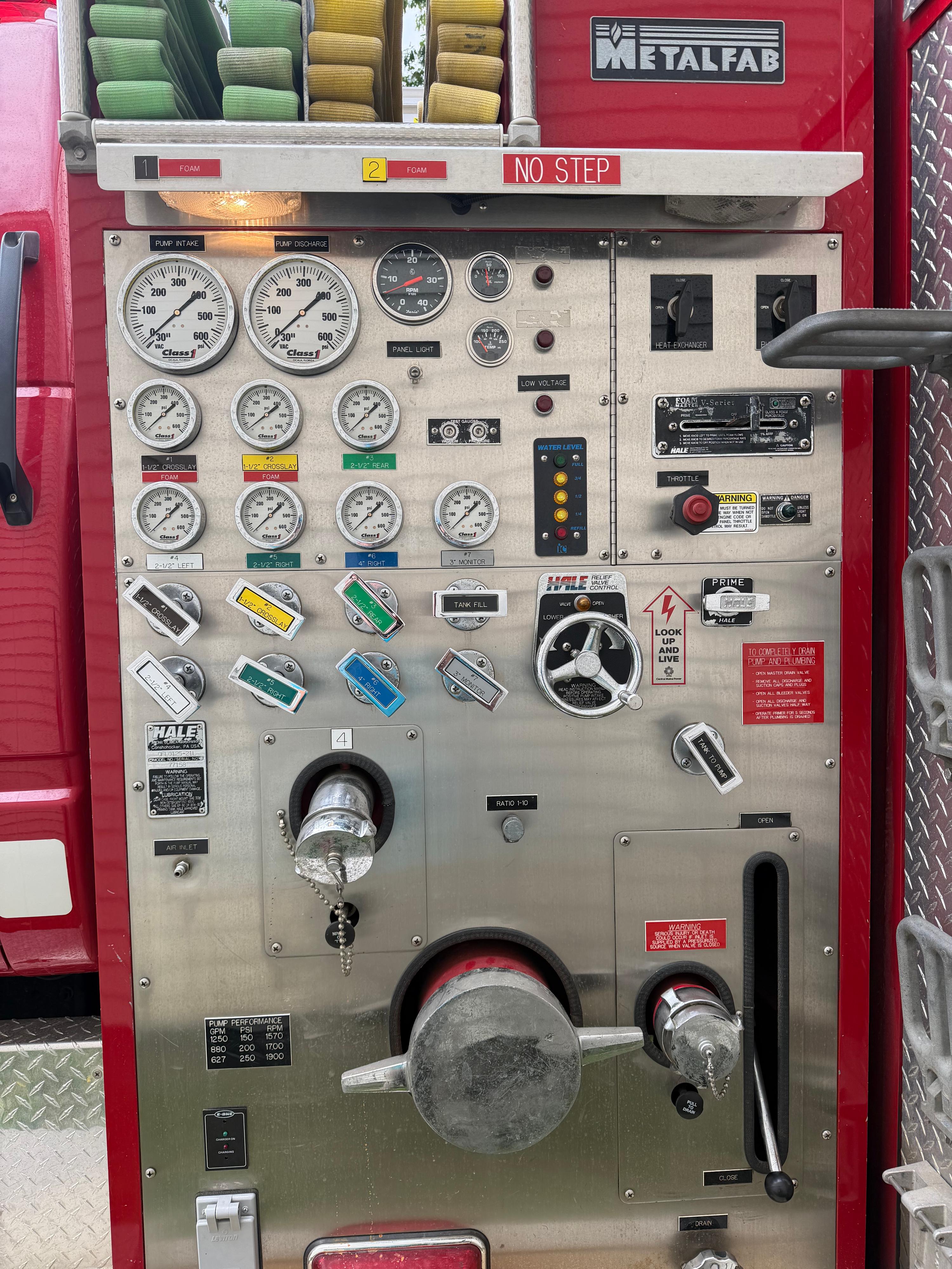 2000 Metalfab GMC Pumper Tanker - image 10
