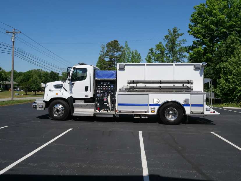 2019 US Tanker Freightliner Pumper Tanker — photo 2