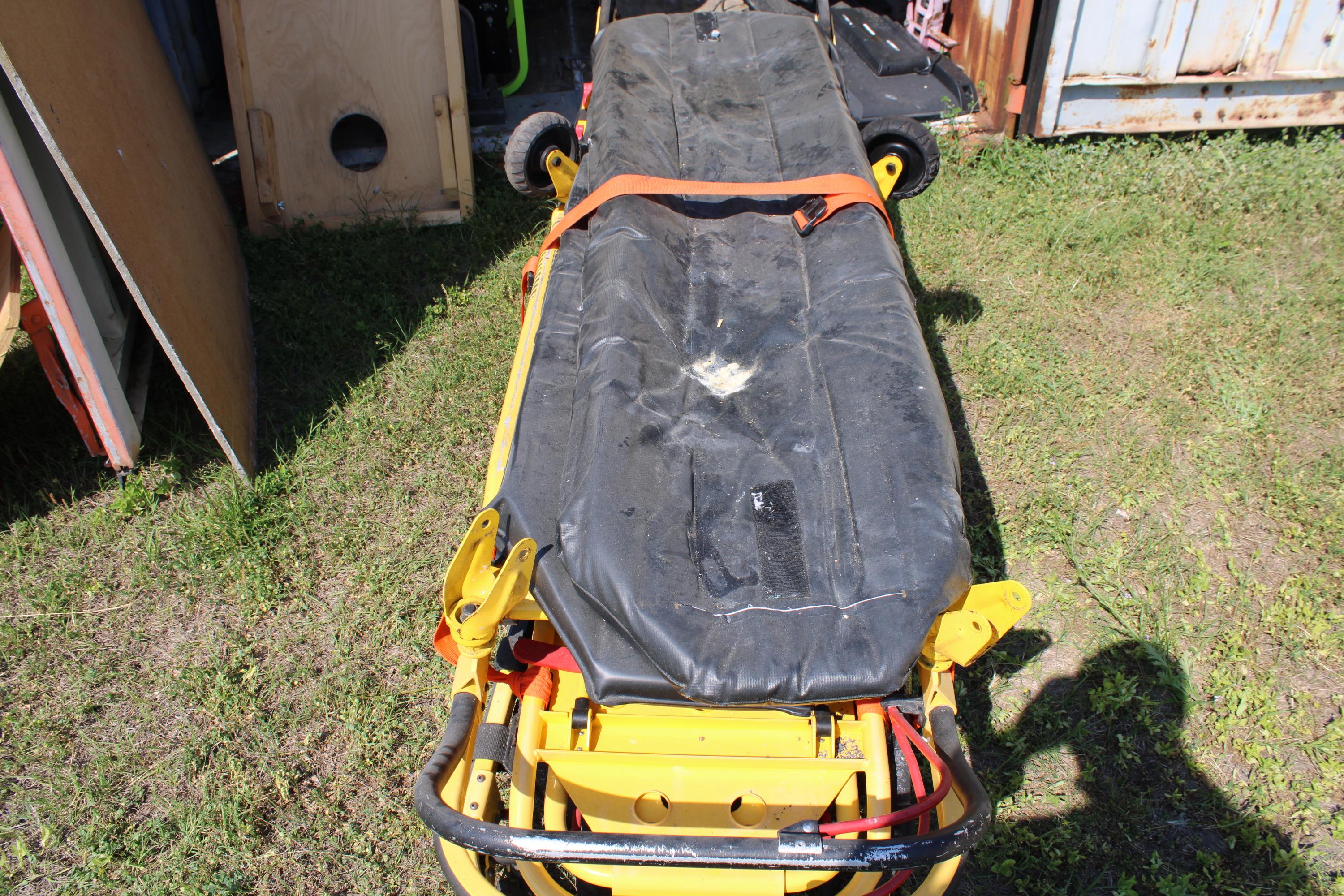 Stryker MX-Pro Stretcher - image 3