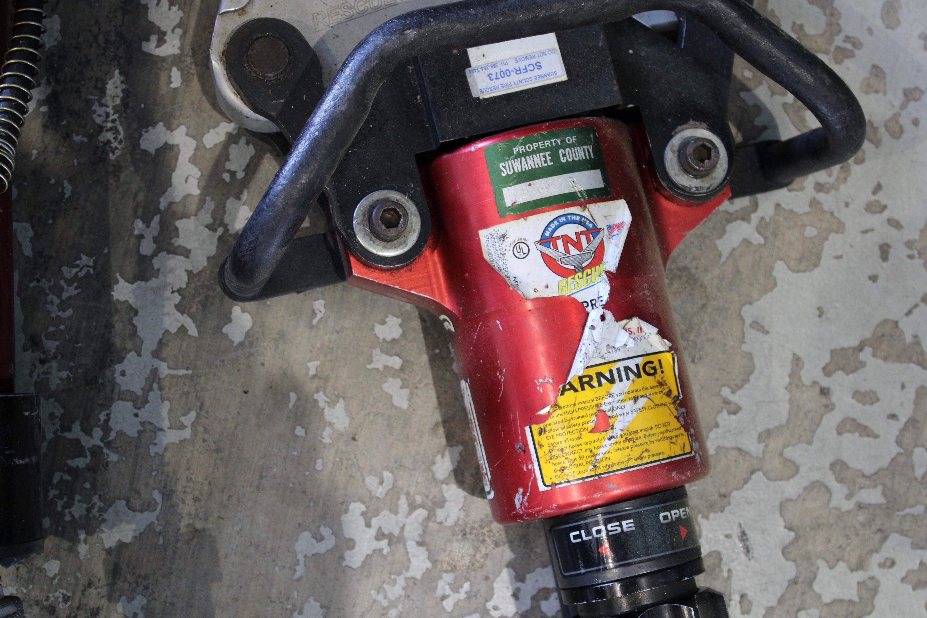 TNT Hydraulic Rescue Tools - image 4