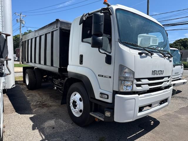 2019 Isuzu FTR Dump Truck - image 2