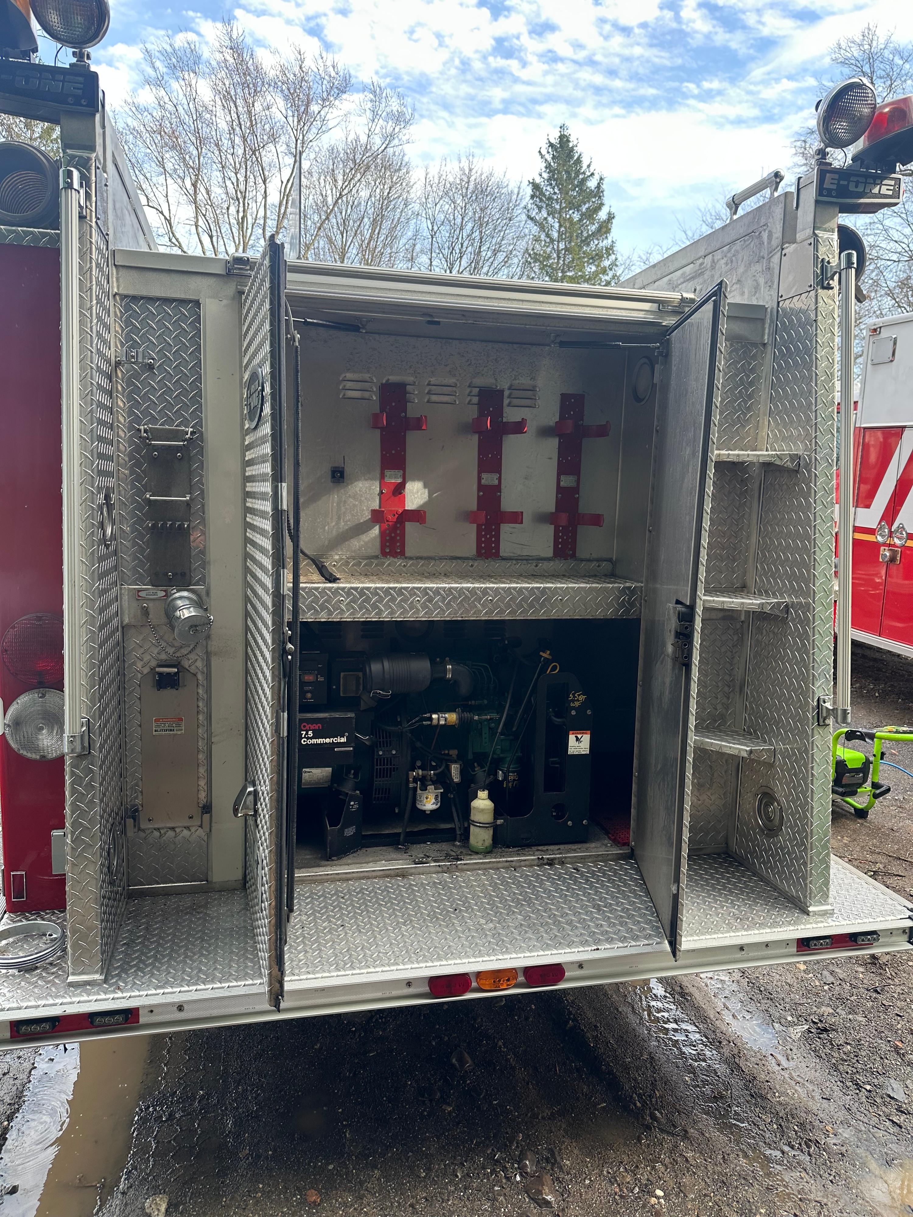 2000 E-One Freightliner Pumper Tanker - image 3
