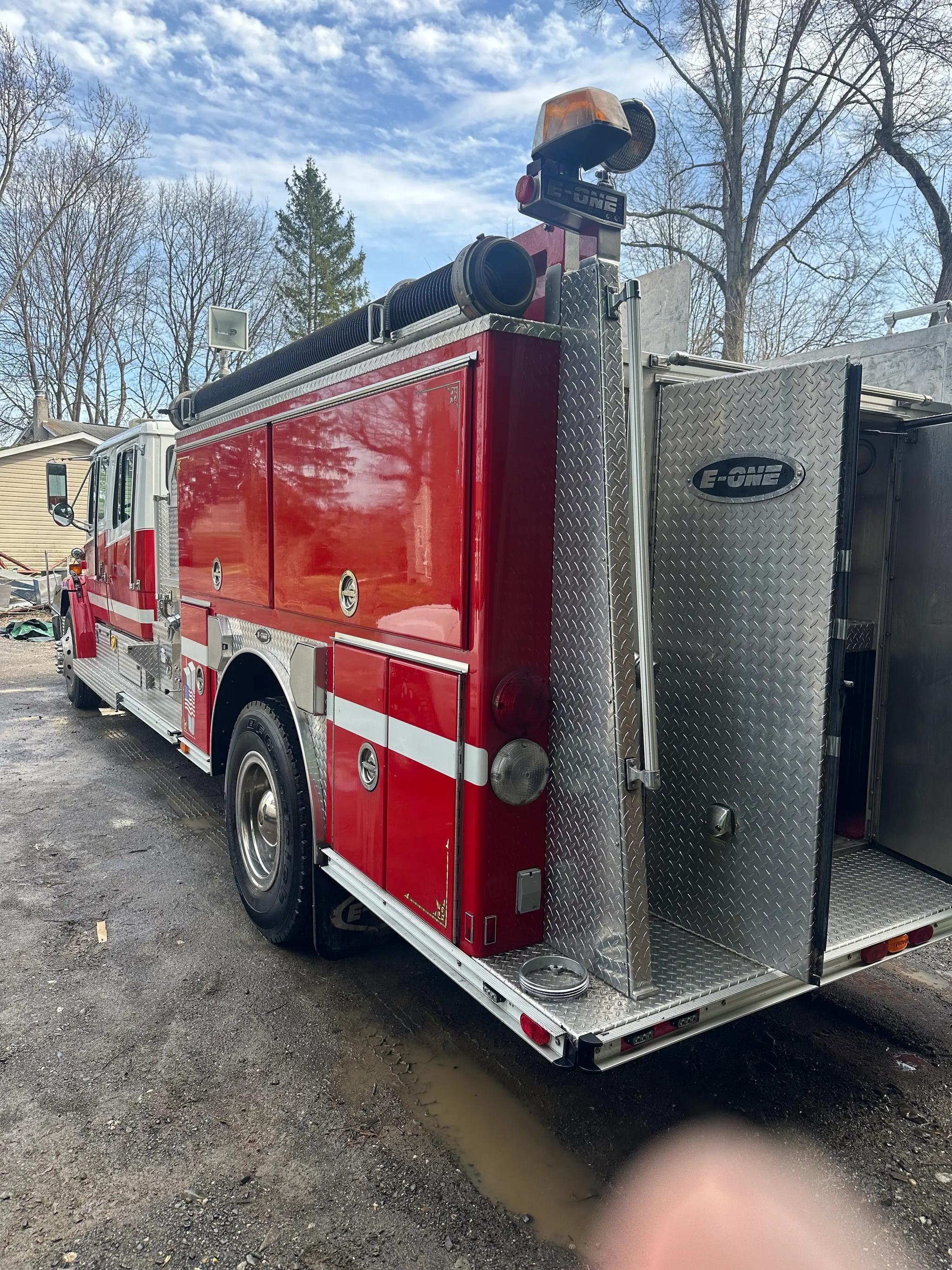 2000 E-One Freightliner Pumper Tanker - image 2
