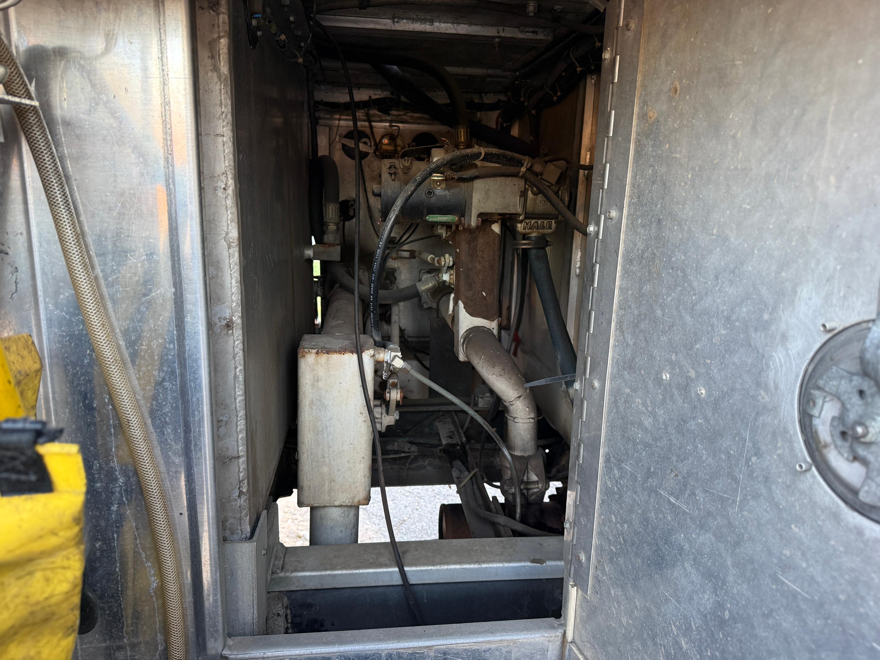 1983 E-One Pumper - image 14