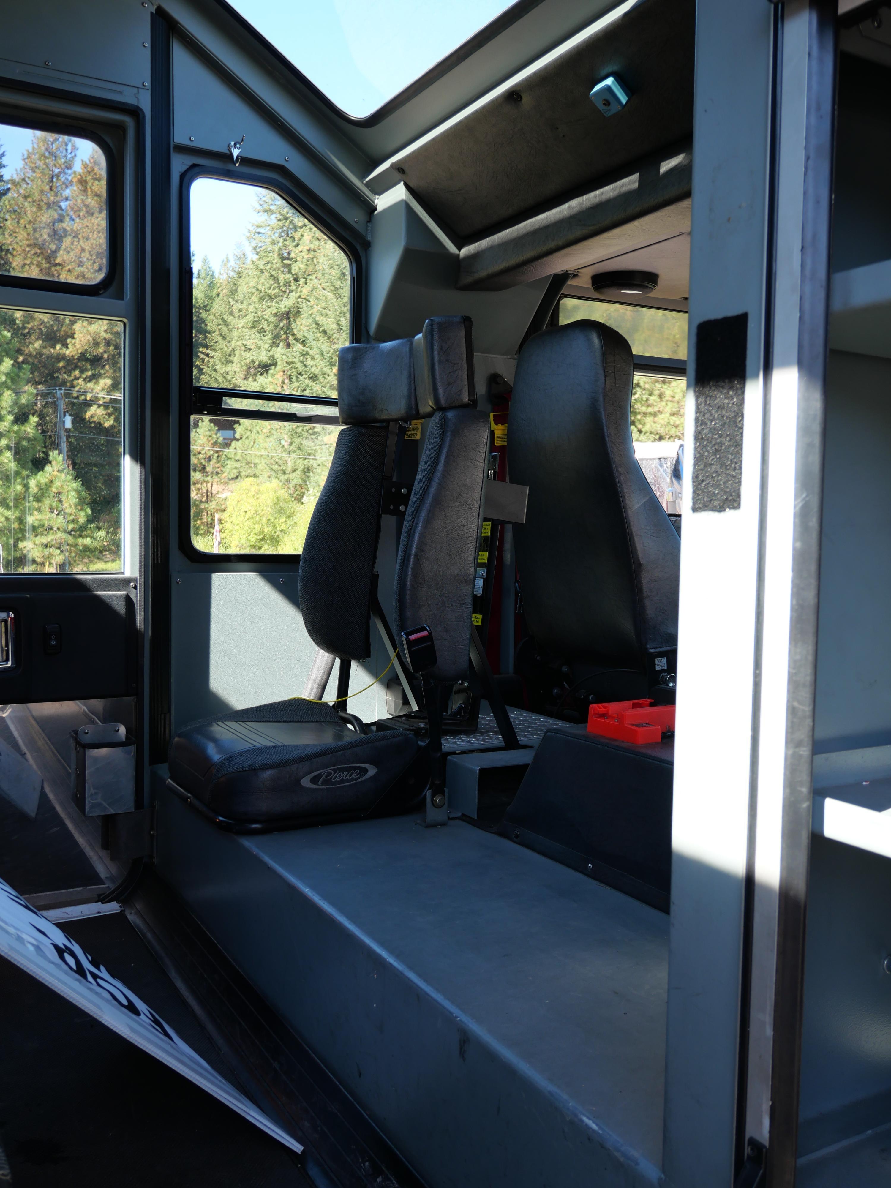 2002 Pierce Quantum Pumper - image 17