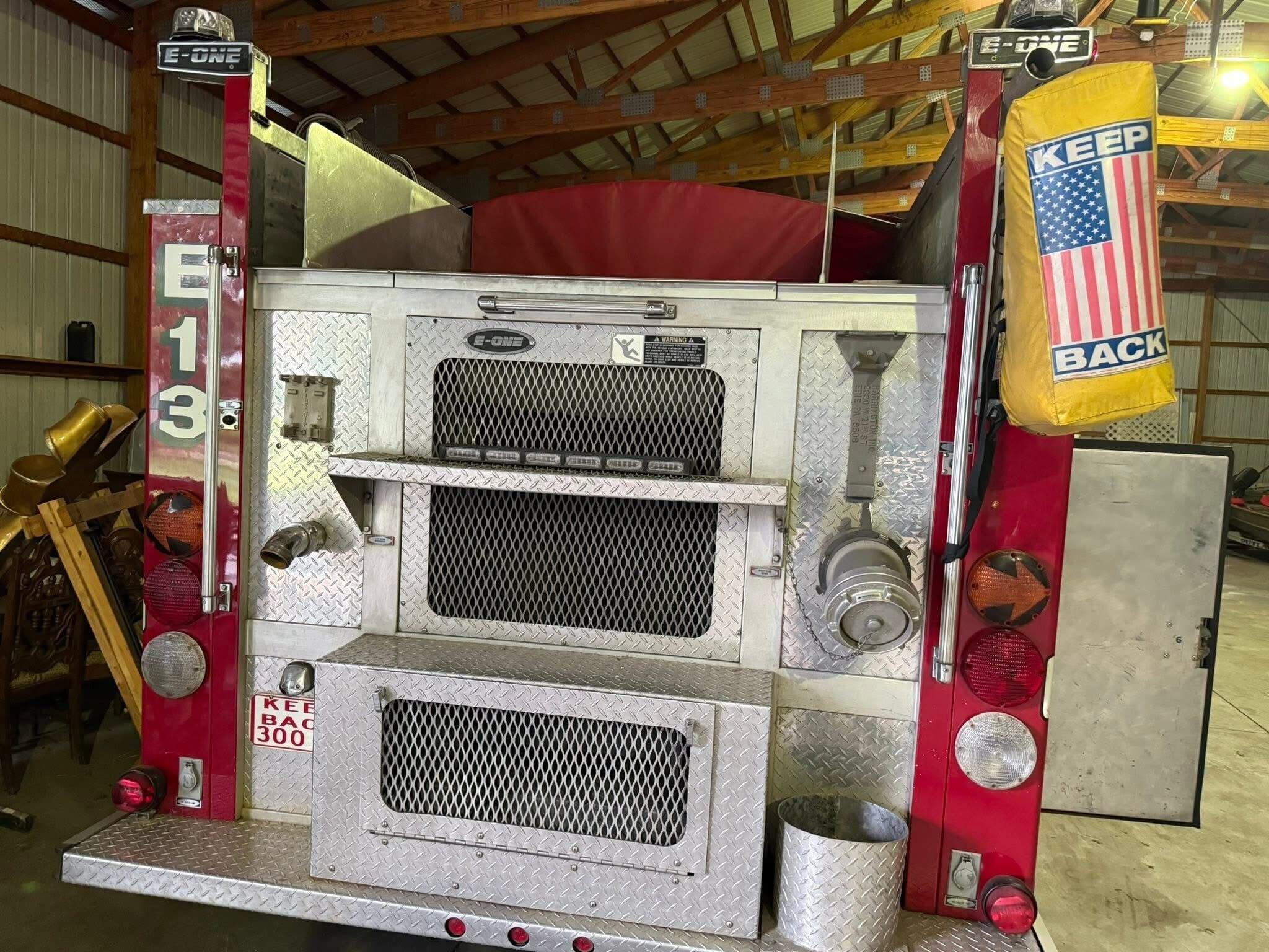 1993 E-One Hush Pumper - image 9