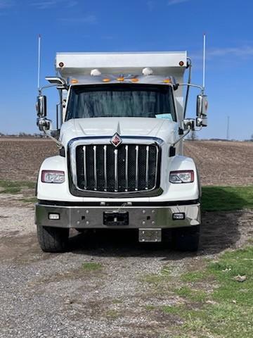 2022 International MX620 Dump Truck - image 4
