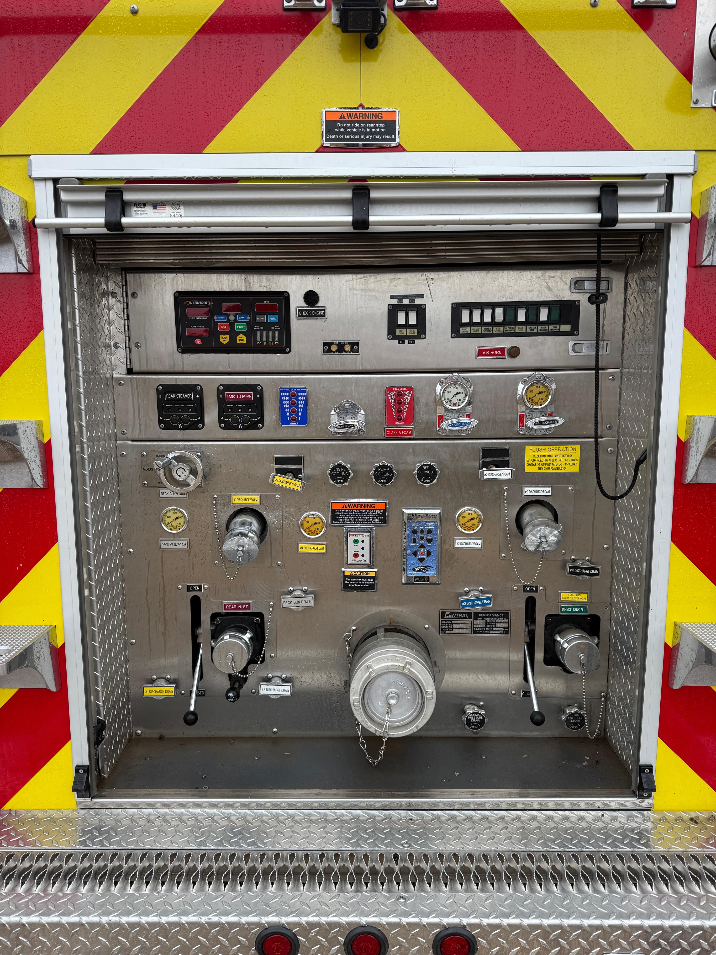 2008 Rosenbauer Timberwolf - image 8