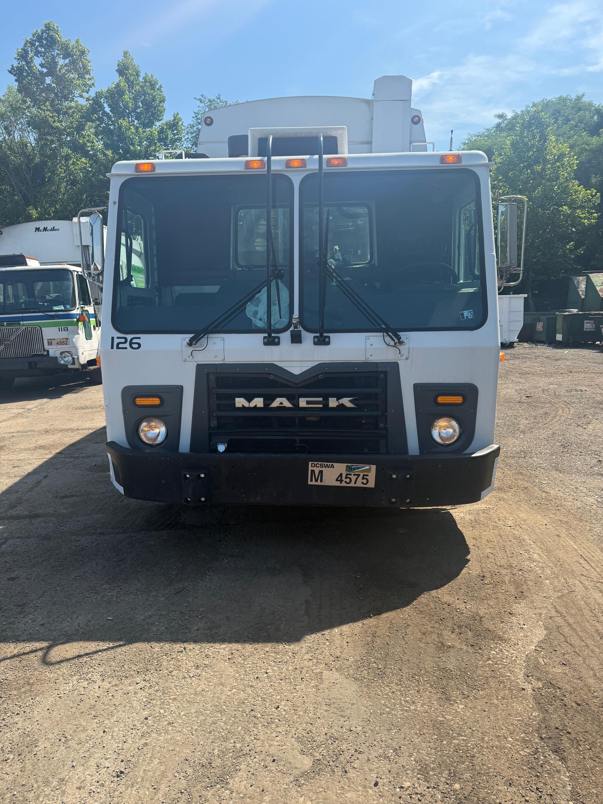 2012 Mack McNeilus Rear Loader - image 2