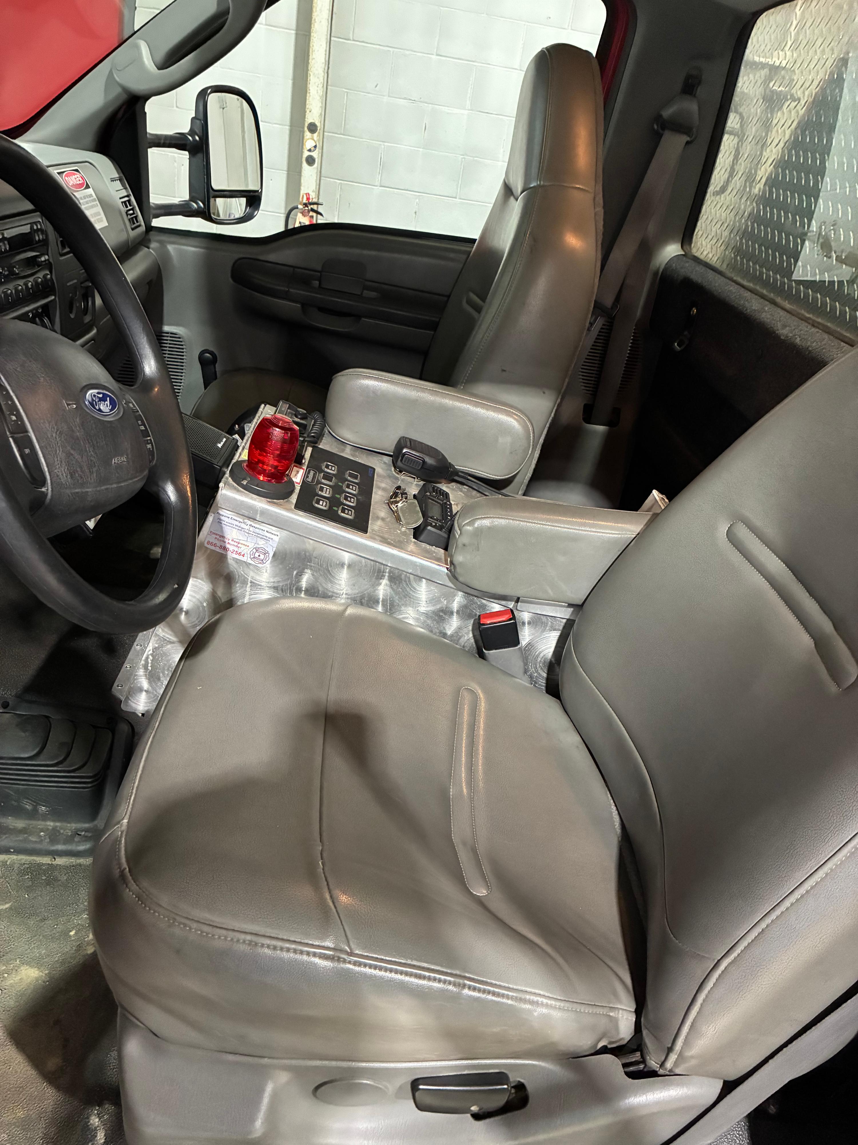 2002 Hackney Ford 4x4 Light Rescue - image 7