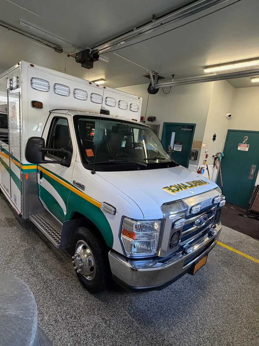 2019 Demers Ford Type III Ambulance — photo 5