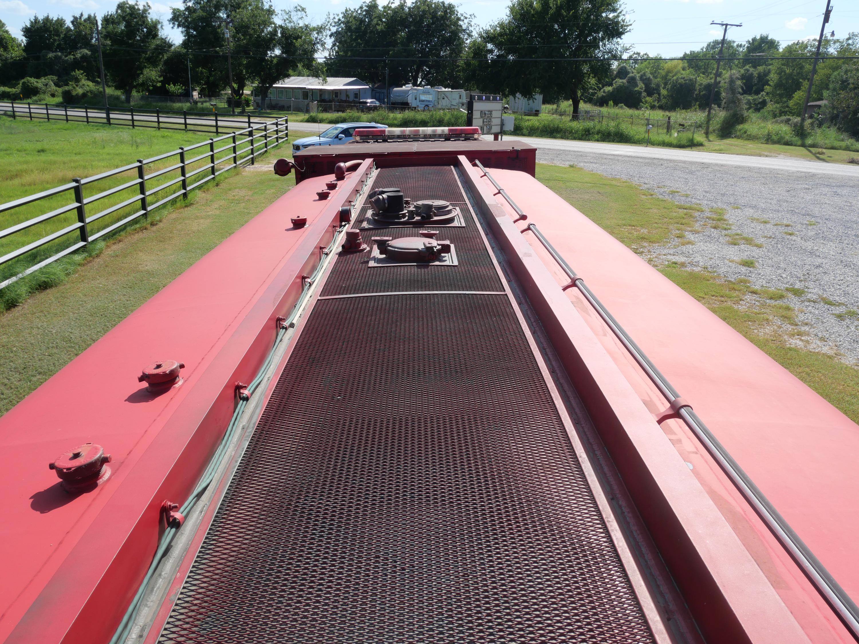 1996 5000 gallon Kovatch/Volvo Tanker - image 26