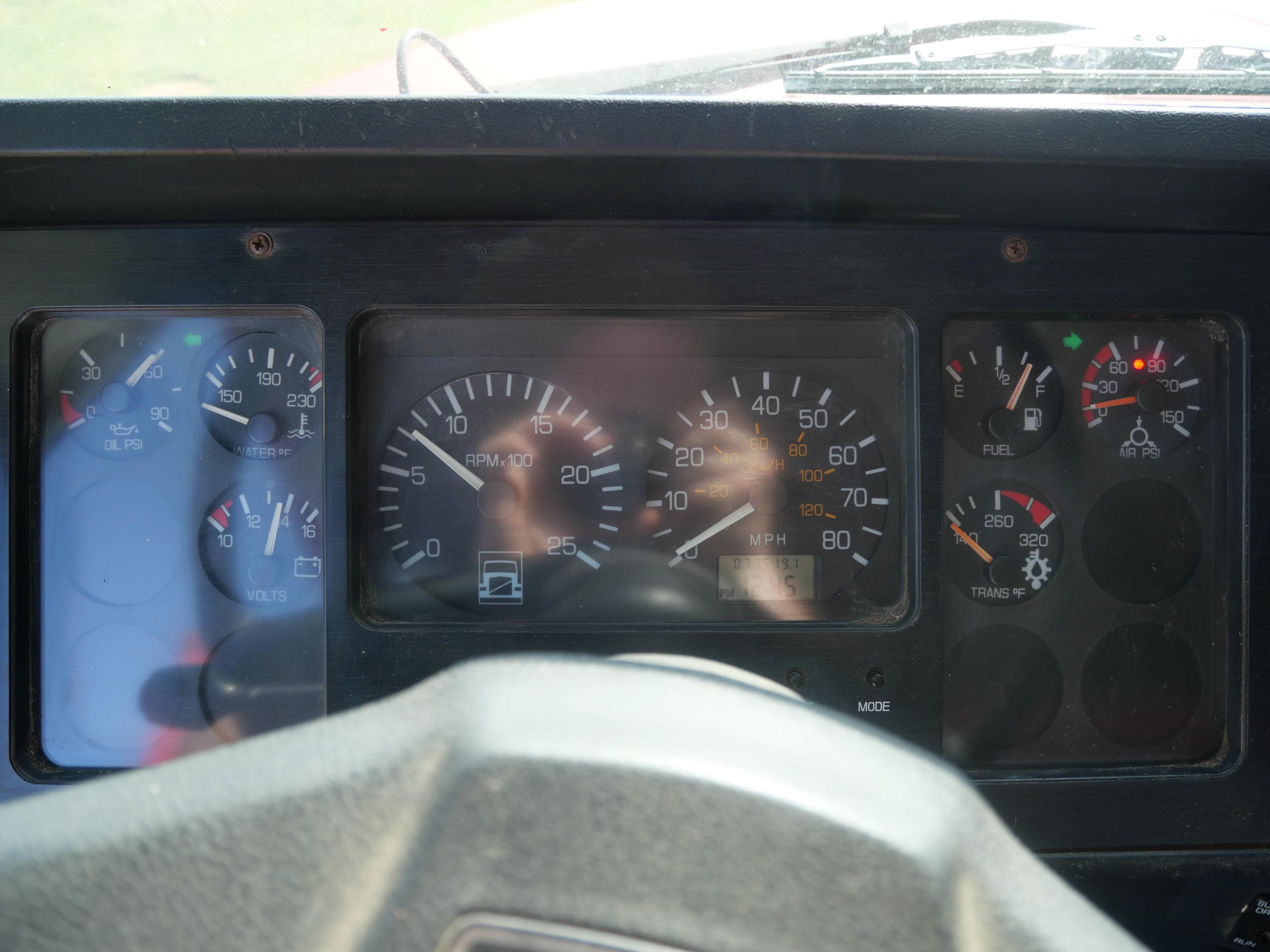 1996 5000 gallon Kovatch/Volvo Tanker - image 42